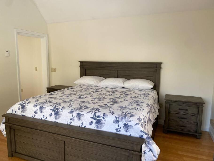 Beautiful Spacious Home W/ Game Room. Gilford Exterior photo