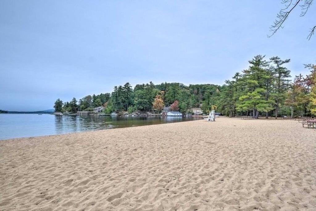 Beautiful Spacious Home W/ Game Room. Gilford Exterior photo