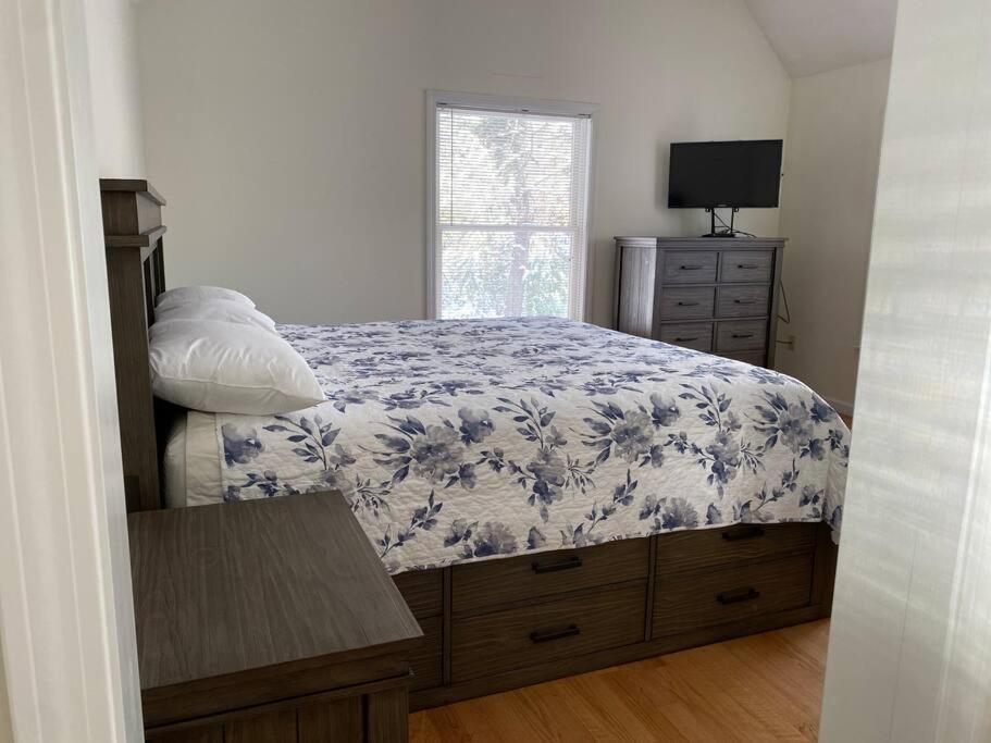 Beautiful Spacious Home W/ Game Room. Gilford Exterior photo
